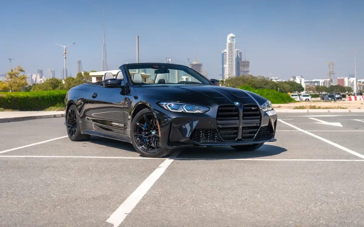 Rent BMW M4 Competition in Dubai