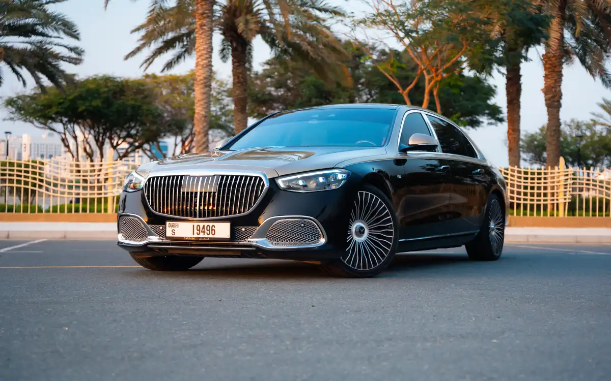Rent Mercedes S680 Maybach in Dubai